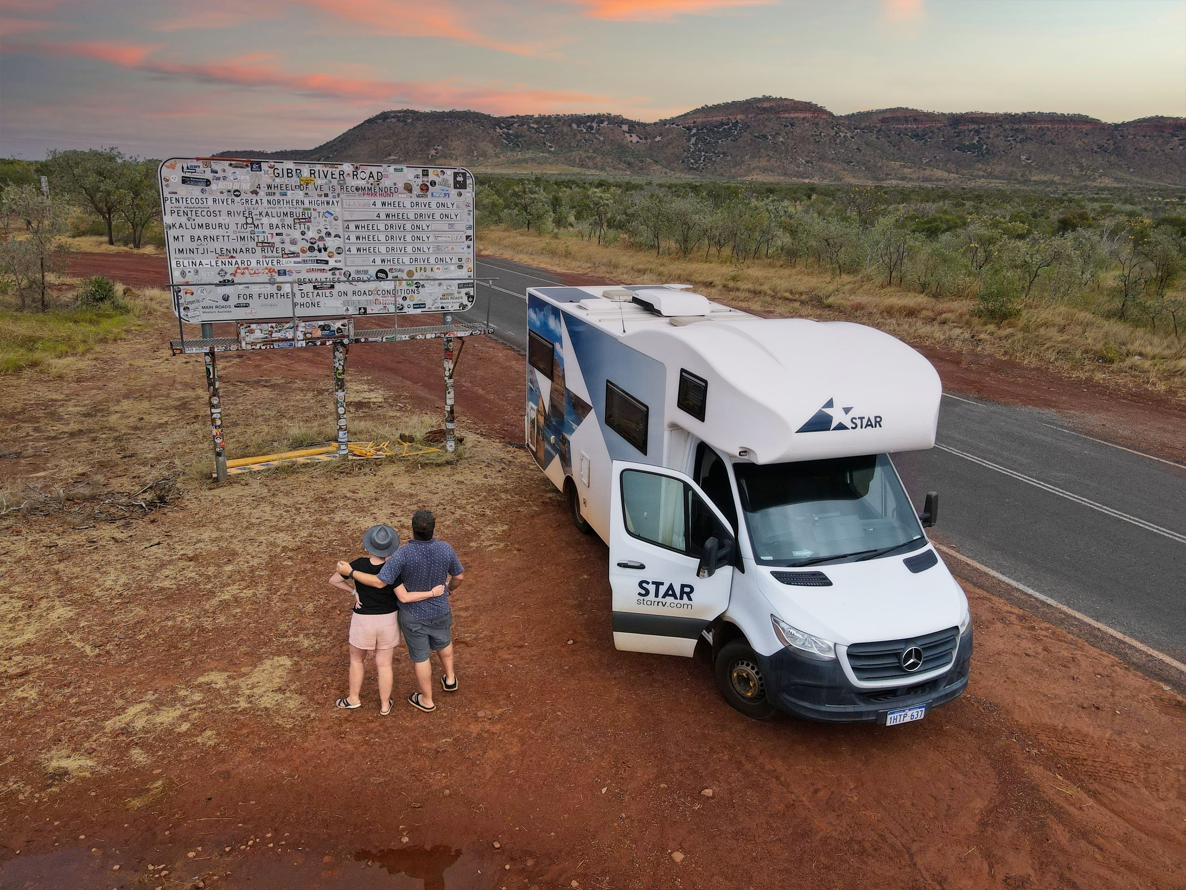 AnnieSteve-Star RV-GibbRiverRoad-WA-AU @thelondonderinsydney.jpg
